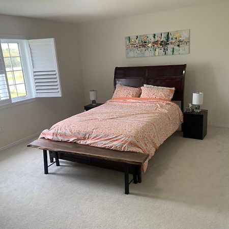 Willa Niagara- Beautiful Cozy Sunfilled Big Complete House Minutes Drive From Falls Thorold Zewnętrze zdjęcie
