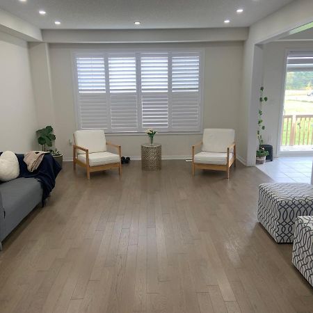 Willa Niagara- Beautiful Cozy Sunfilled Big Complete House Minutes Drive From Falls Thorold Zewnętrze zdjęcie